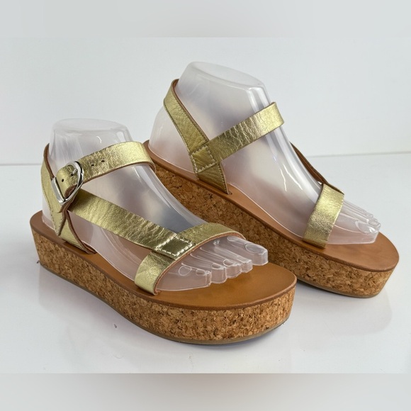 K.JACQUES  Gold sling back side buckle platform sandals size 7 - Picture 2 of 7